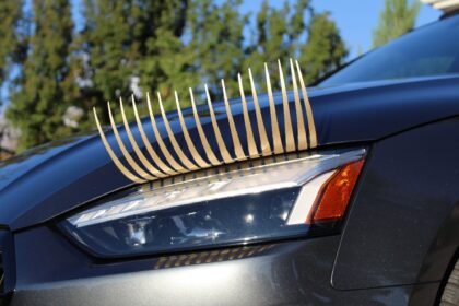 "Gold Dust Woman" - Textured Sparkles Glitzy Gold - Car Eyelashes